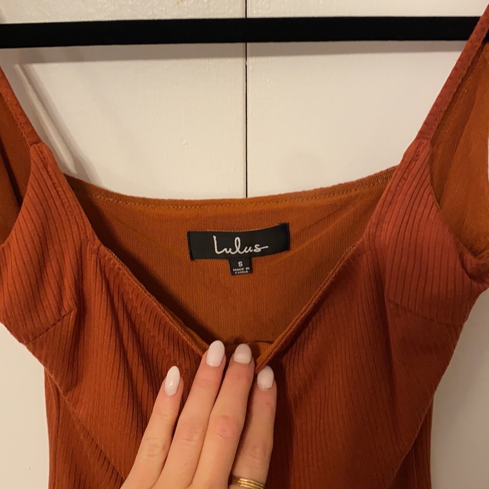 Lulu’s Rust Bodysuit - Picture 2 of 4